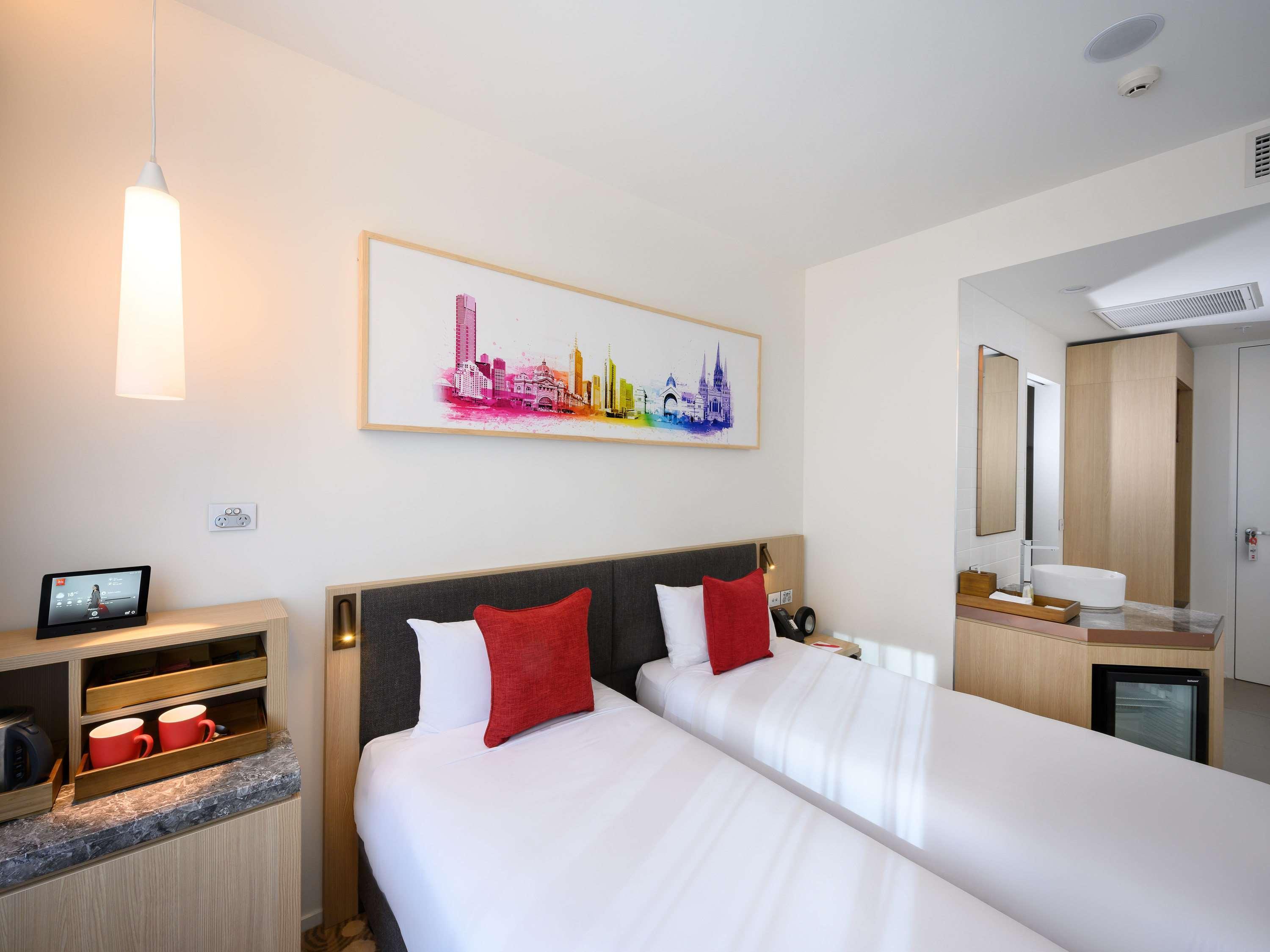Ibis Melbourne Central Exterior photo